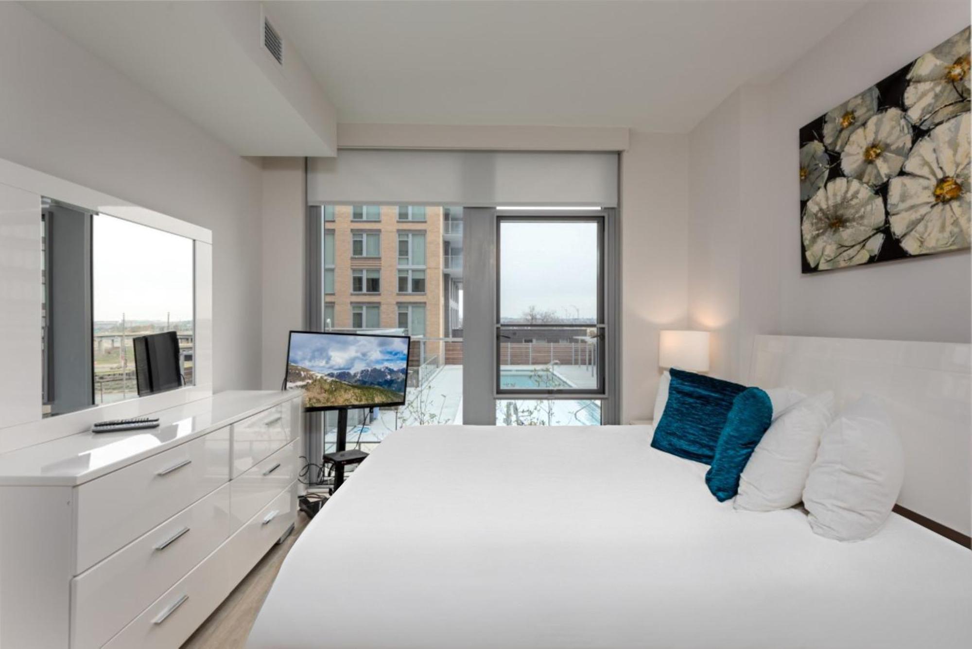 Global Luxury Suites Crystal City Arlington Habitación foto