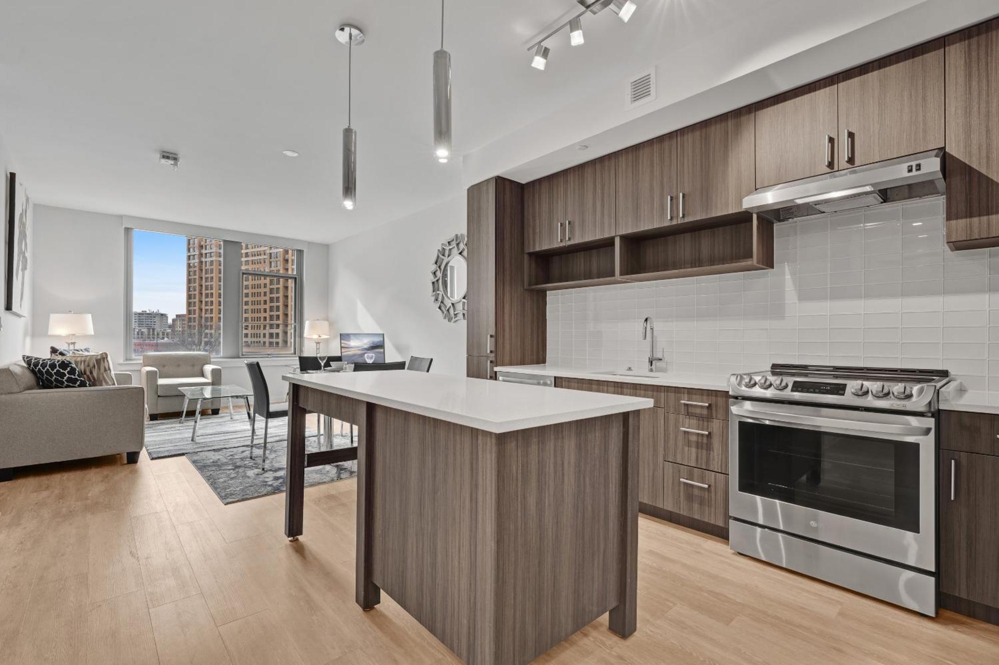 Global Luxury Suites Crystal City Arlington Habitación foto