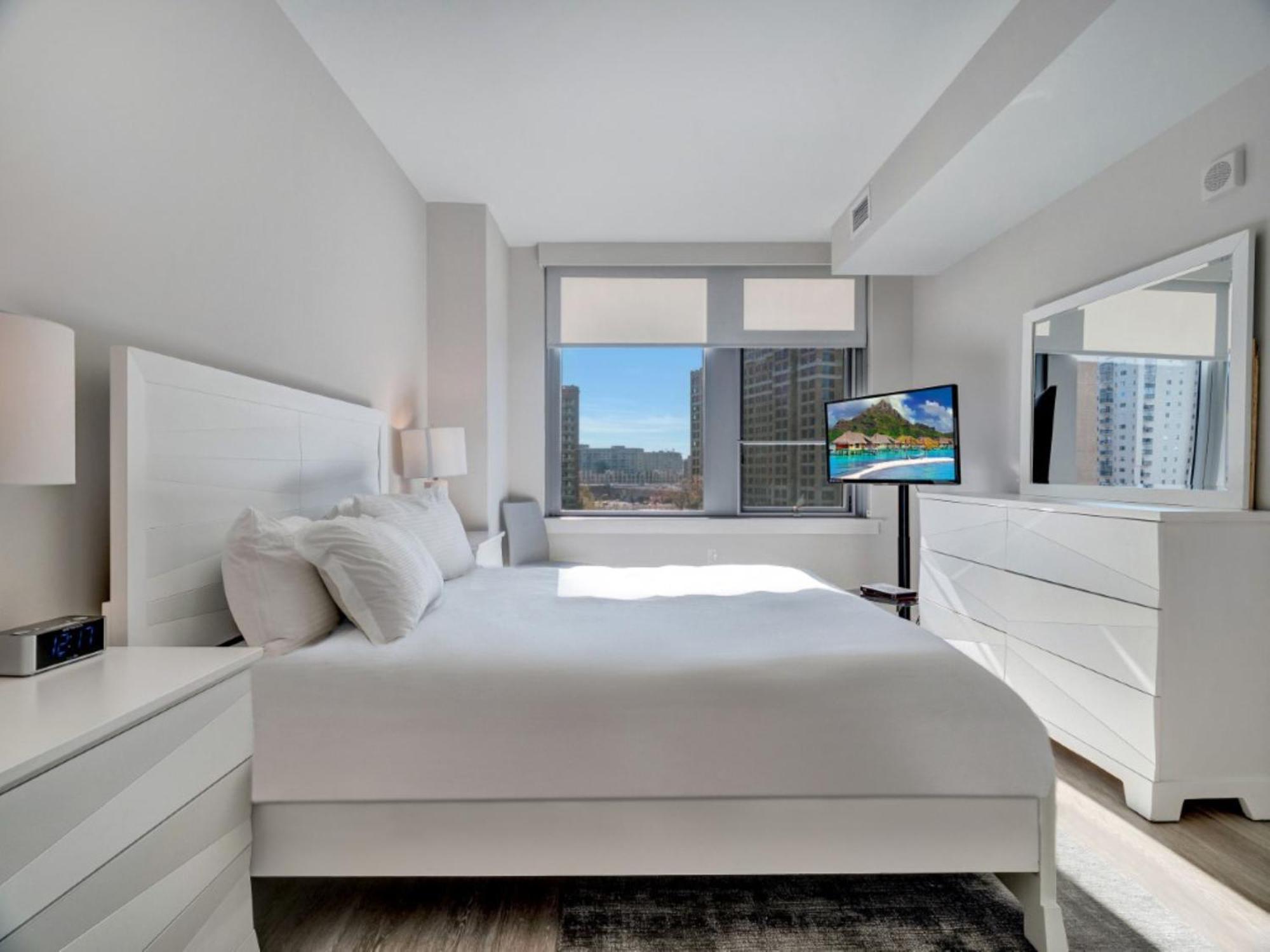 Global Luxury Suites Crystal City Arlington Habitación foto